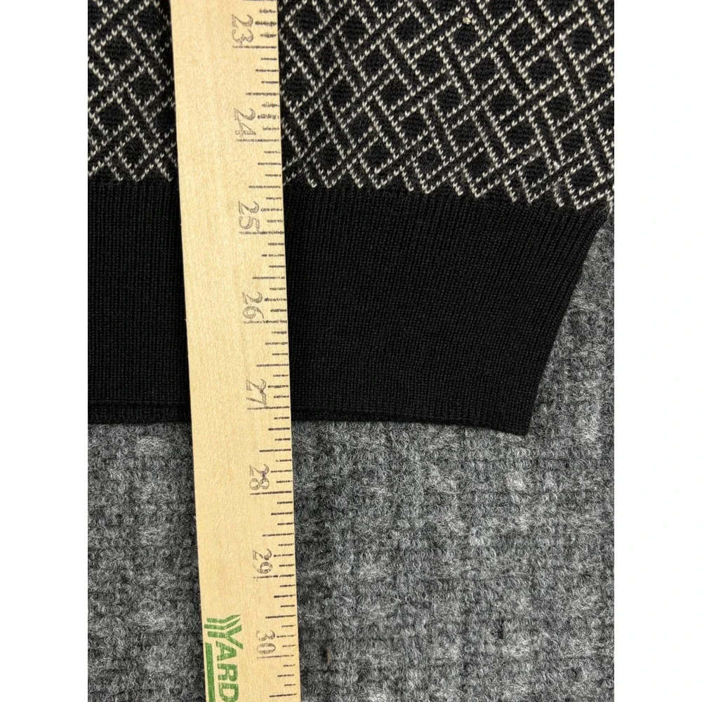 TravelSmith Merino Wool Blend V-Neck Sweater Vest L Black Geometric Preppy Y2K